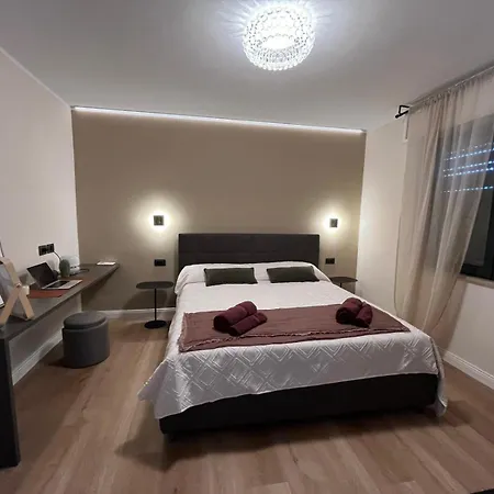 Sunset Bridge - New 2025 Apartament Grado