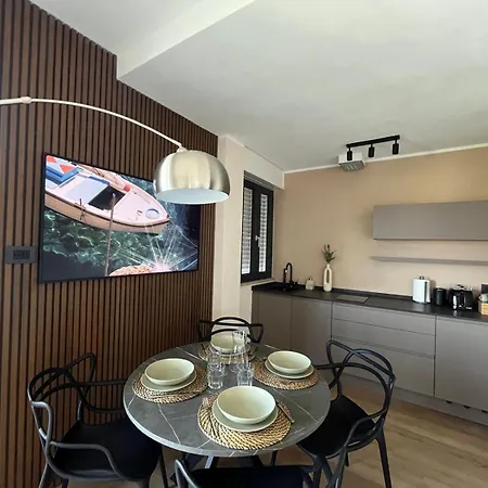 Apartament Sunset Bridge - New 2025 Grado