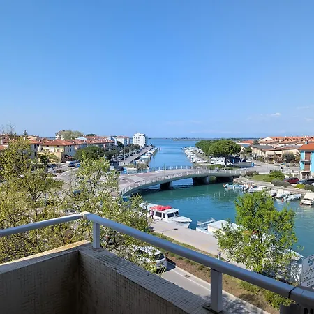 Sunset Bridge - New 2025 Apartment Grado