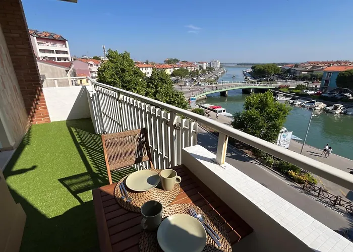 Sunset Bridge - New 2025 Apartament Grado